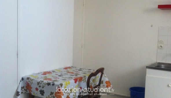 Logement �tudiant Studio &agrave; Saint Maime (04300)