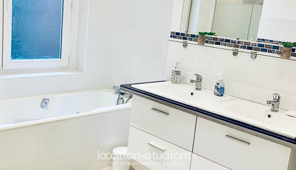 Logement �tudiant Studio &agrave; Saint Maime (04300)