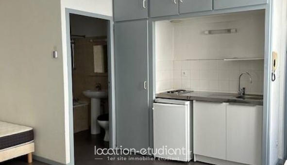 Logement �tudiant Studio &agrave; Saint Maime (04300)