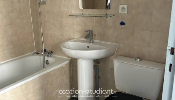 Logement �tudiant Studio &agrave; Saint Maime (04300)