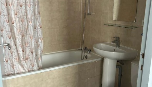 Logement �tudiant Studio &agrave; Saint Maime (04300)