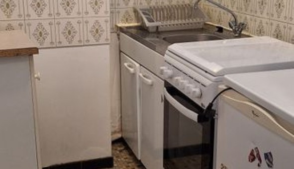 Logement �tudiant Studio &agrave; Saint Maime (04300)