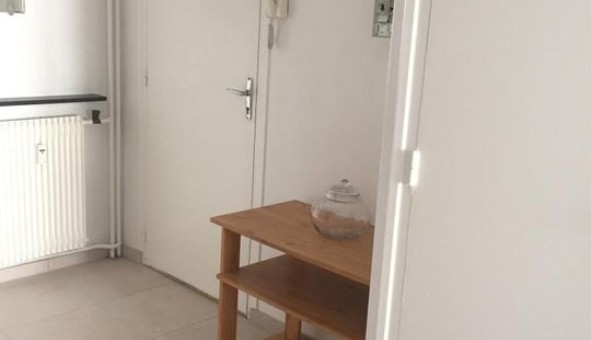 Logement �tudiant Studio &agrave; Saint Maime (04300)