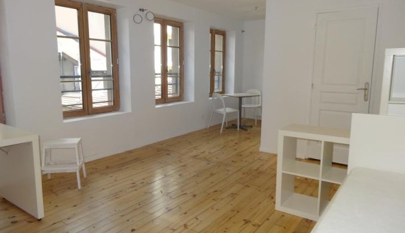 Logement �tudiant Studio &agrave; Saint Maime (04300)