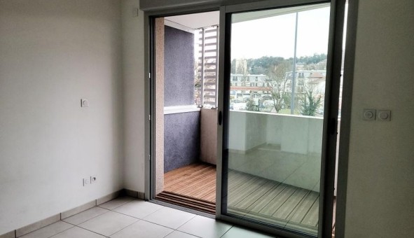 Logement �tudiant Studio &agrave; Saint Maime (04300)