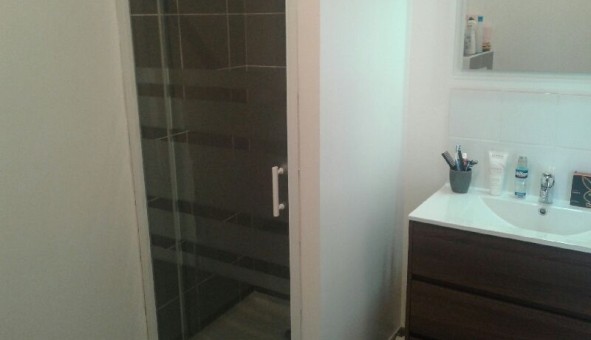 Logement �tudiant Studio &agrave; Saint Maime (04300)