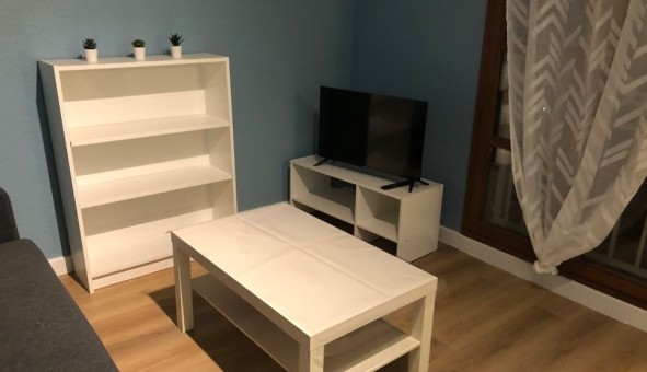 Logement �tudiant Studio &agrave; Saint Maime (04300)