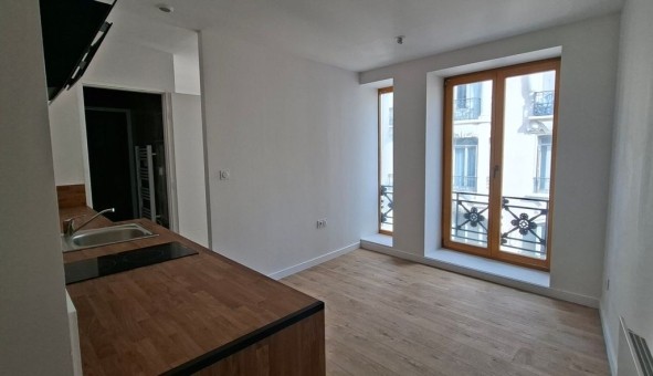 Logement �tudiant Studio &agrave; Saint Maime (04300)