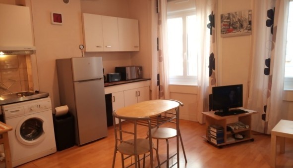 Logement �tudiant Studio &agrave; Saint Maime (04300)