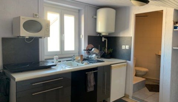 Logement �tudiant Studio &agrave; Saint Maime (04300)