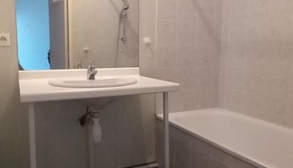 Logement �tudiant Studio &agrave; Saint Maime (04300)