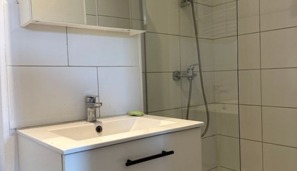 Logement �tudiant Studio &agrave; Saint Maime (04300)