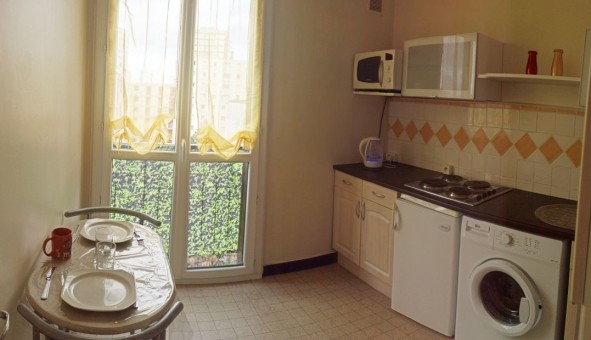 Logement �tudiant Studio &agrave; Saint Maime (04300)