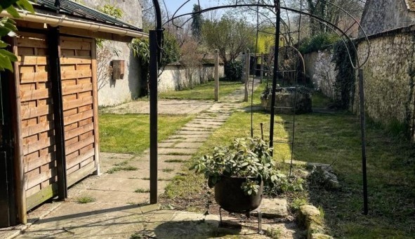 Logement tudiant Studio à Saint Mamms (77670)