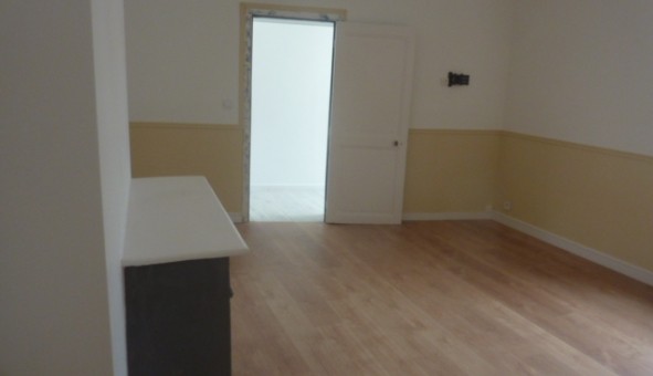 Logement tudiant Studio à Saint Martin d'Ablois (51200)