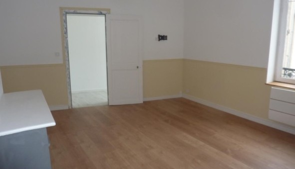 Logement tudiant Studio à Saint Martin d'Ablois (51200)