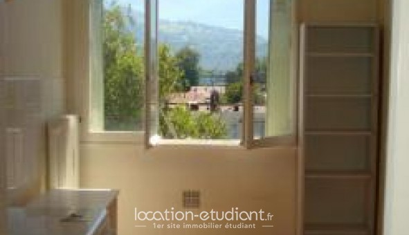 Logement tudiant Studio à Saint Martin d'Hres (38400)