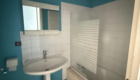 Logement tudiant Studio à Saint Martin d'Hres (38400)