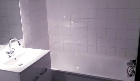 Logement tudiant Studio à Saint Martin d'Hres (38400)