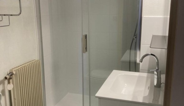 Logement tudiant Studio à Saint Martin d'Hres (38400)