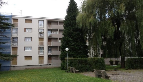 Logement �tudiant Studio &agrave; Saint Martin d'H�res (38400)