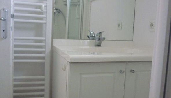 Logement �tudiant Studio &agrave; Saint Martin d'H�res (38400)