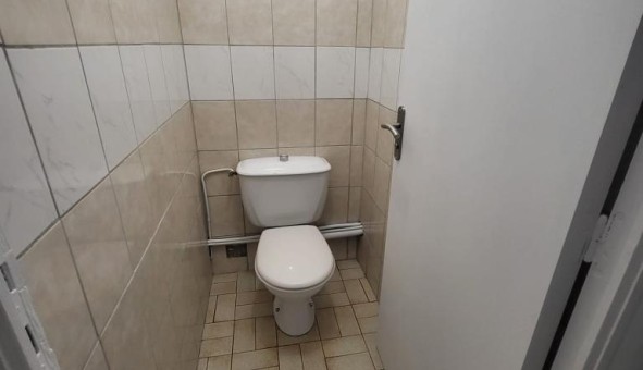 Logement tudiant Studio à Saint Martin de Valgalgues (30520)