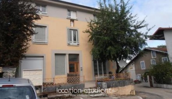 Logement tudiant Studio à Saint Martin du Frne (01430)