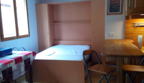 Logement tudiant Location Studio Vide Saint Maurice (94410)