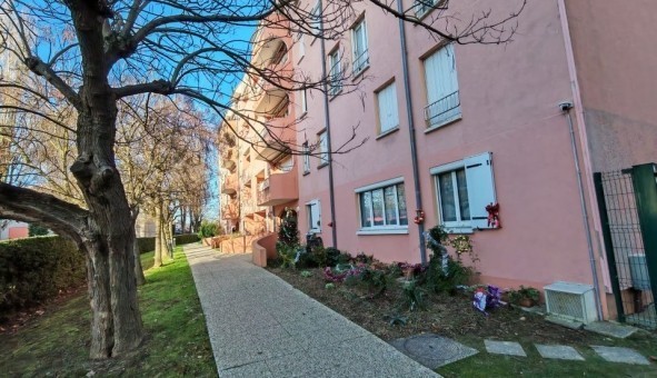 Logement �tudiant Location Studio Vide Saint Michel sur Orge (91240)