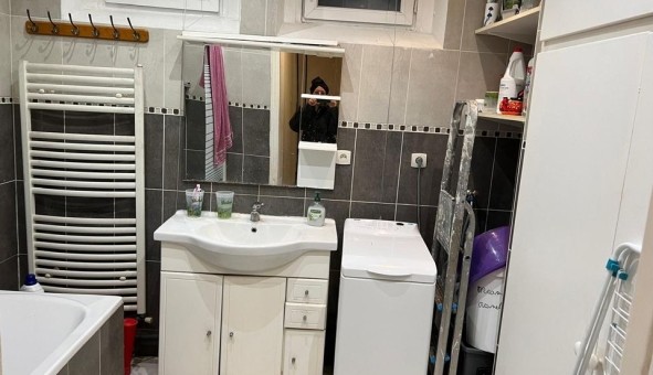 Logement �tudiant Studio &agrave; Saint Ouen (93400)