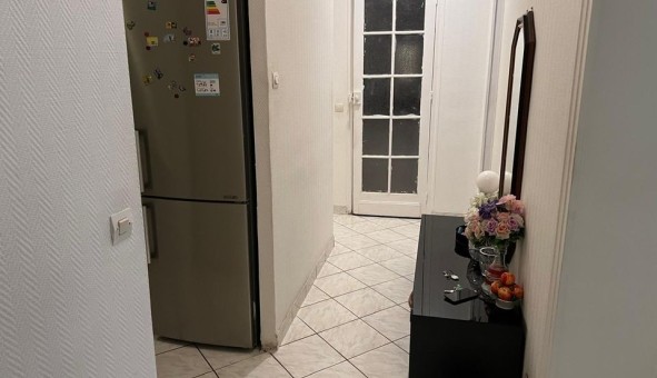 Logement �tudiant Studio &agrave; Saint Ouen (93400)