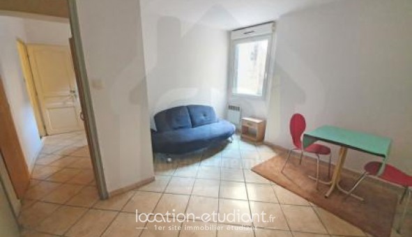 Logement tudiant Studio à Saint Paul Trois Chteaux (26130)