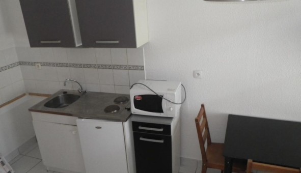 Logement �tudiant Location Studio Vide Saint Priest (69800)