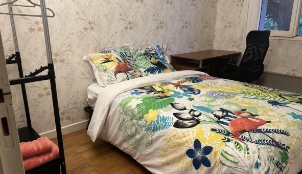 Logement �tudiant Studio &agrave; Saint Priest (69800)