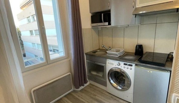 Logement tudiant Studio à Saint Raphal (83700)