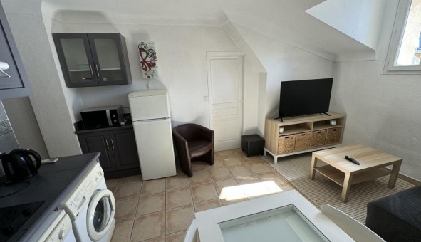 Logement tudiant Studio à Saint Raphal (83700)