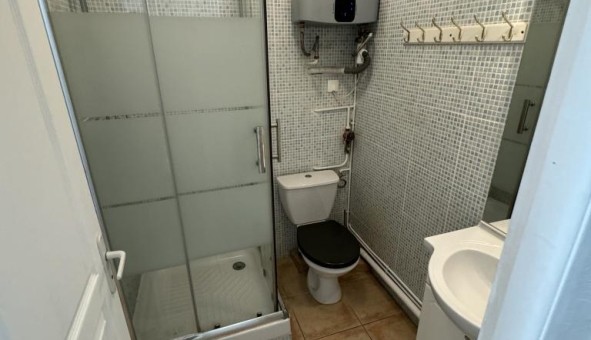 Logement tudiant Studio à Saint Raphal (83700)