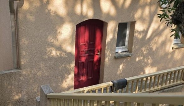Logement tudiant Studio à Saint Raphal (83700)