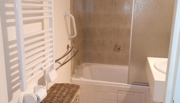 Logement tudiant Studio à Saint Raphal (83700)