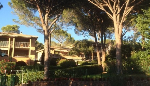 Logement tudiant Studio à Saint Raphal (83700)