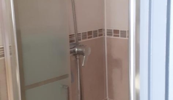Logement tudiant Studio à Saint Raphal (83700)