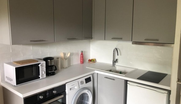 Logement tudiant Studio à Saint Raphal (83700)
