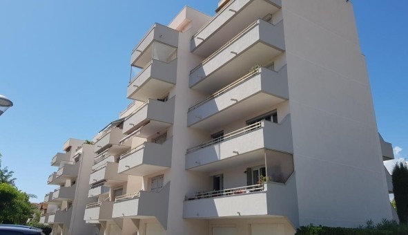 Logement �tudiant Studio &agrave; Saint Rapha�l (83700)