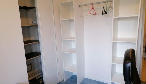 Logement �tudiant Studio &agrave; Saint S�bastien sur Loire (44230)