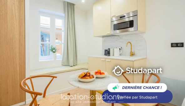 Logement �tudiant Studio &agrave; Saint Tropez (83990)