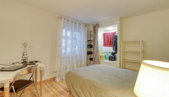 Logement tudiant Studio à Sainte Colombe (69560)