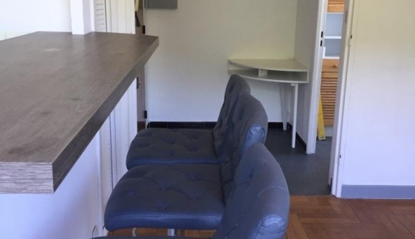 Logement tudiant Studio à Sainte Foy ls Lyon (69110)