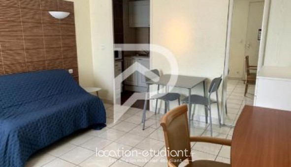 Logement tudiant Studio à Sainte Savine (10300)