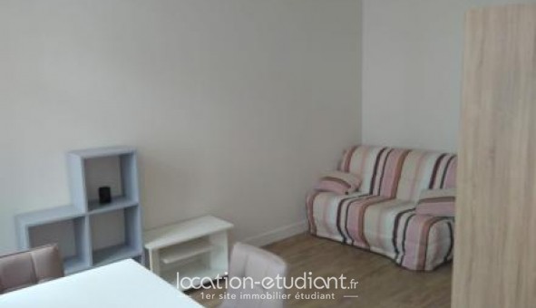 Logement tudiant Studio à Saintes (17100)